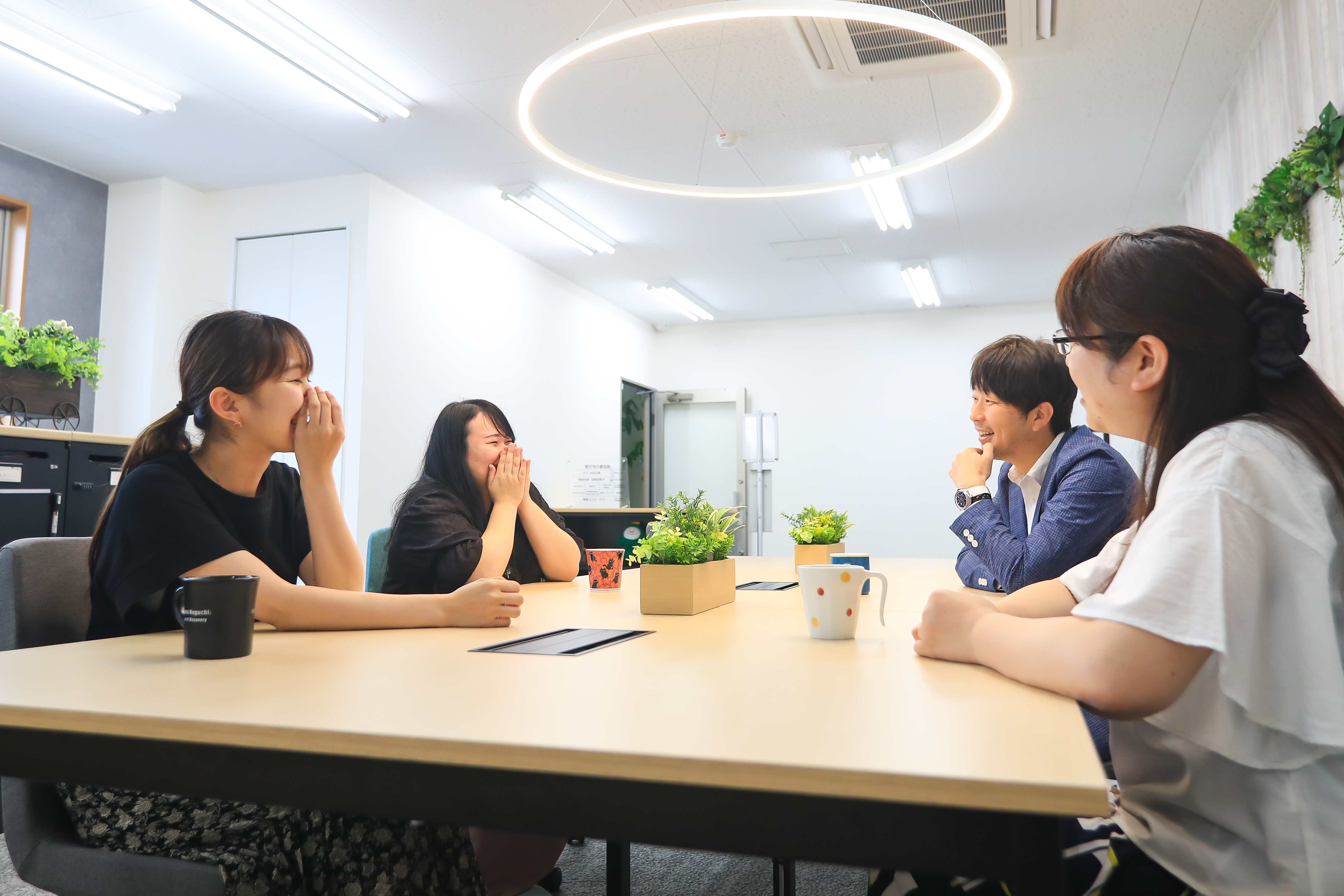 株式会社TOC